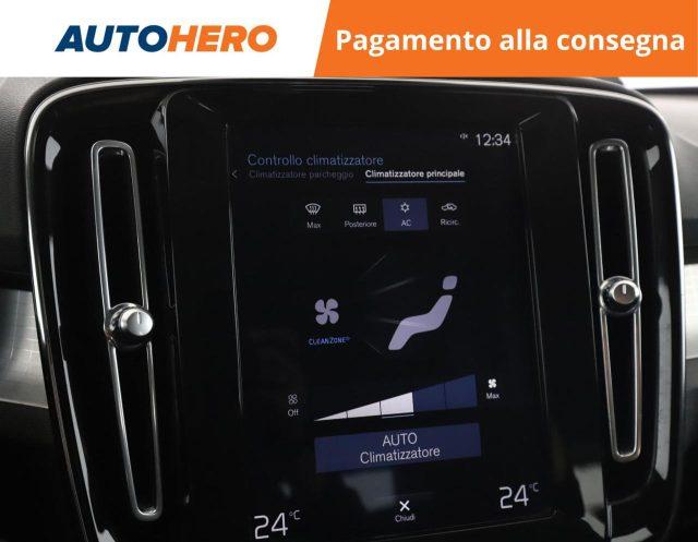 VOLVO XC40 T2 Geartronic Momentum Pro