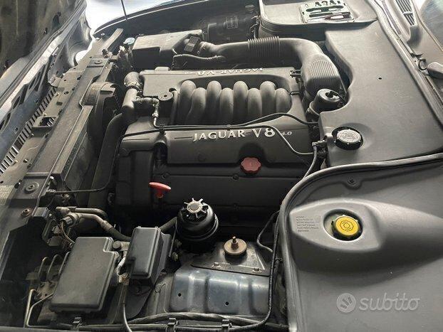 Jaguar XJ 4.0