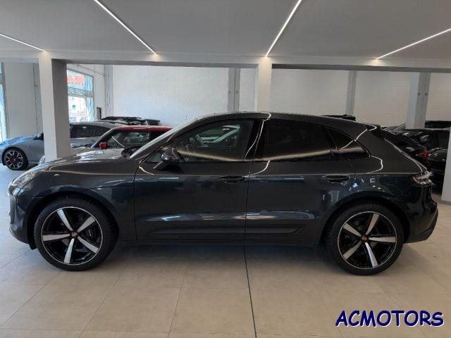PORSCHE Macan 2.0