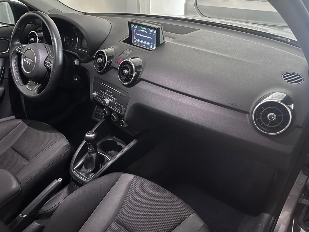 Audi A1 SPB Sportback 1.4 tdi 90cv Design LED/PDC PERFET.