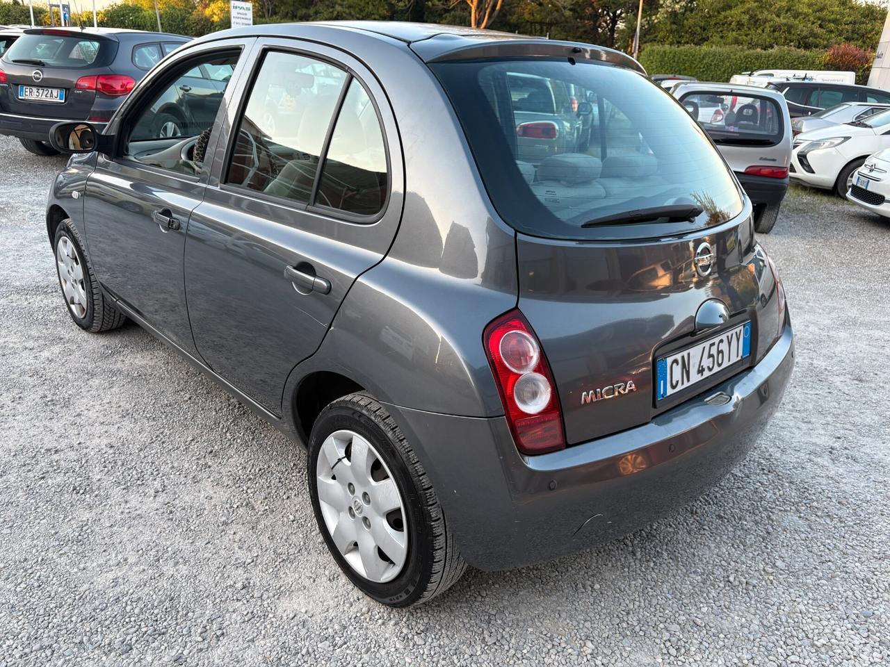 Nissan Micra 1.2 Metano -Cambio Automatico -5porte