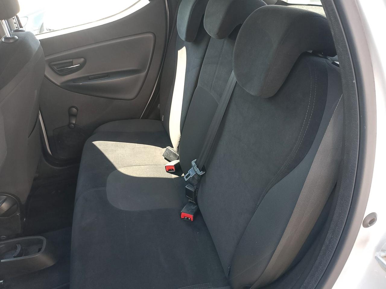 Lancia Ypsilon 1.3 MJT 16V 95 CV 5 porte S&S Gold