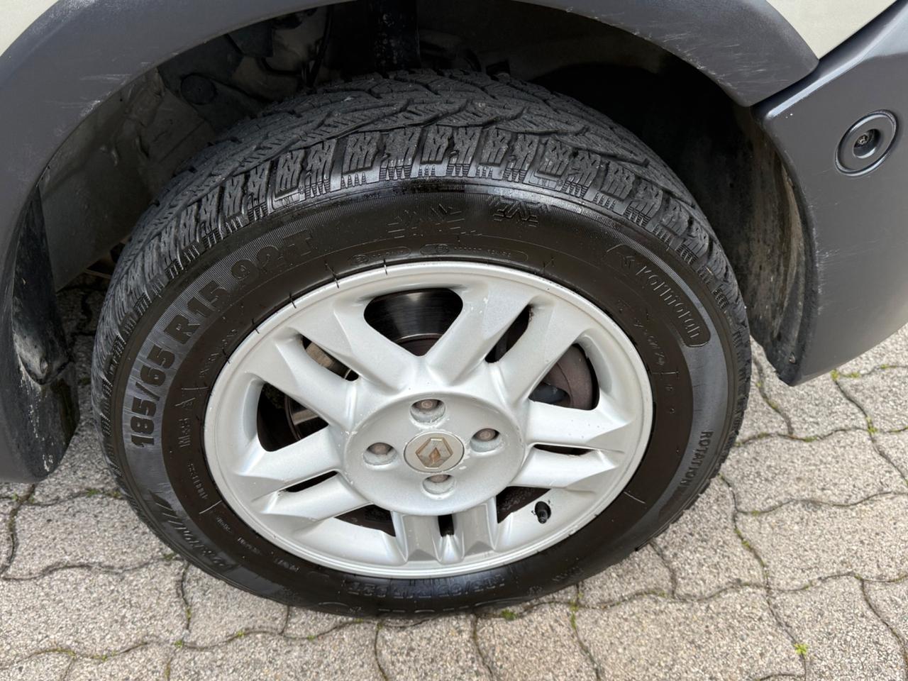 Renault Kangoo 1.9 dCi 4x4 5p. Privilège