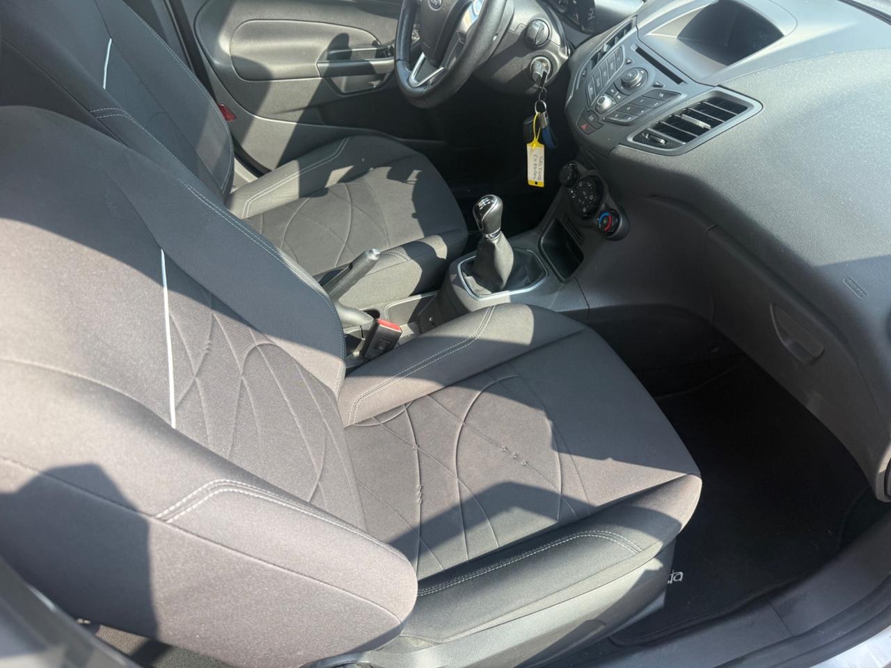 Ford Fiesta 1.2 60CV 5 porte Titanium