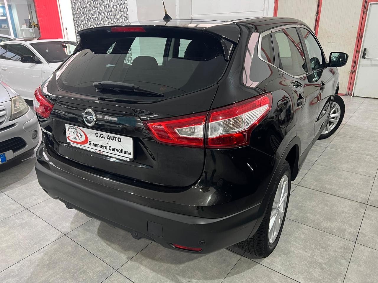 Nissan Qashqai 1.6 dCi 4WD Tekna 131 cv 2014