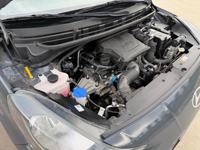 HYUNDAI i10 1.0 MPI AUTOMATICA CONNECTLINE+VIRTUAL+NAVI+PDC