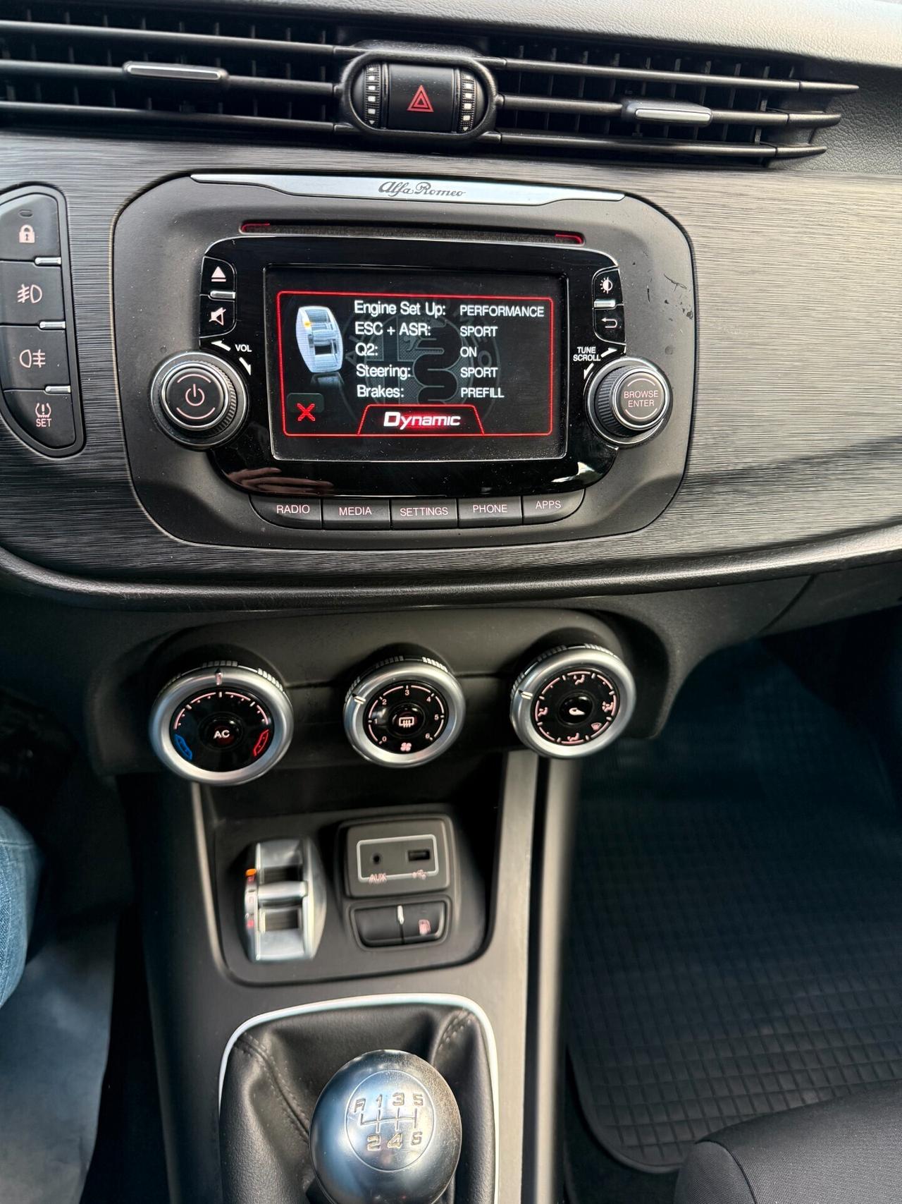 " UNA CHICCA " Alfa Giulietta 1.4 Turbo 120 CV GPL