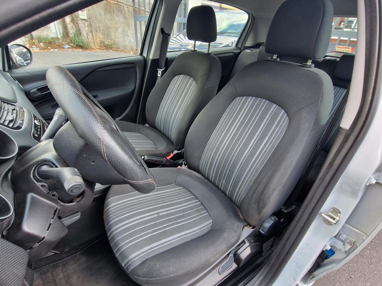 Fiat Grande Punto 1.3 MJT 75 CV 5 porte Dynamic