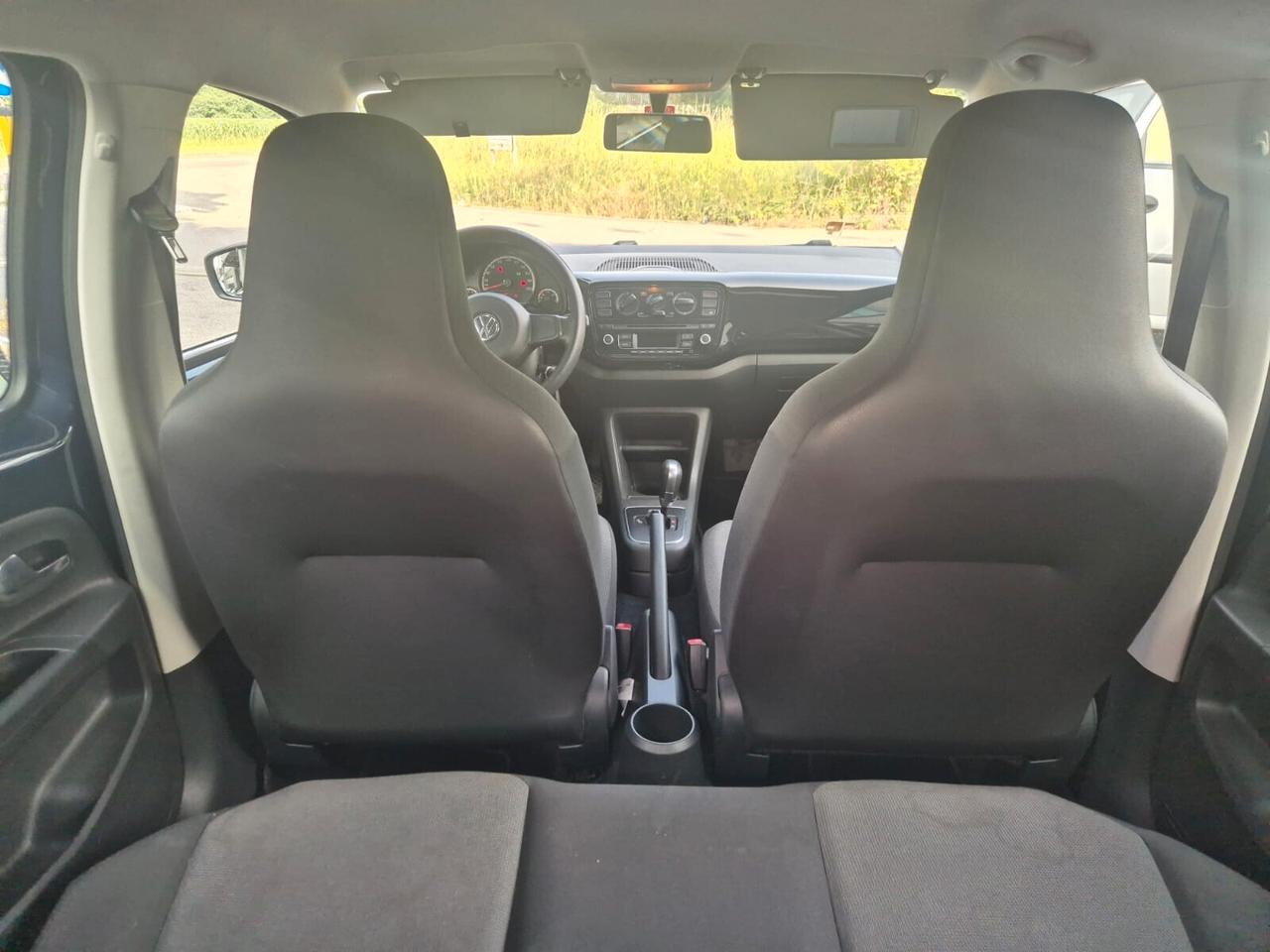 Volkswagen up! 1.0 75 CV 5p. high up!