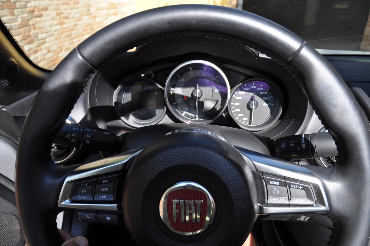 Fiat 124 Spider 1.4 MultiAir Lusso