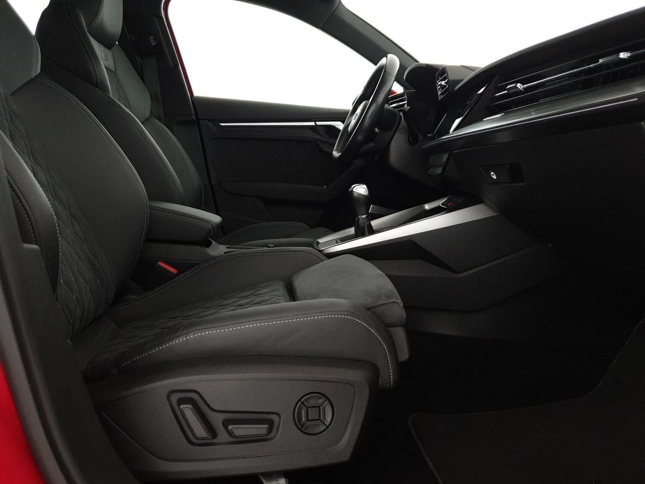 Sportback 30TDI 116CV S line Edition