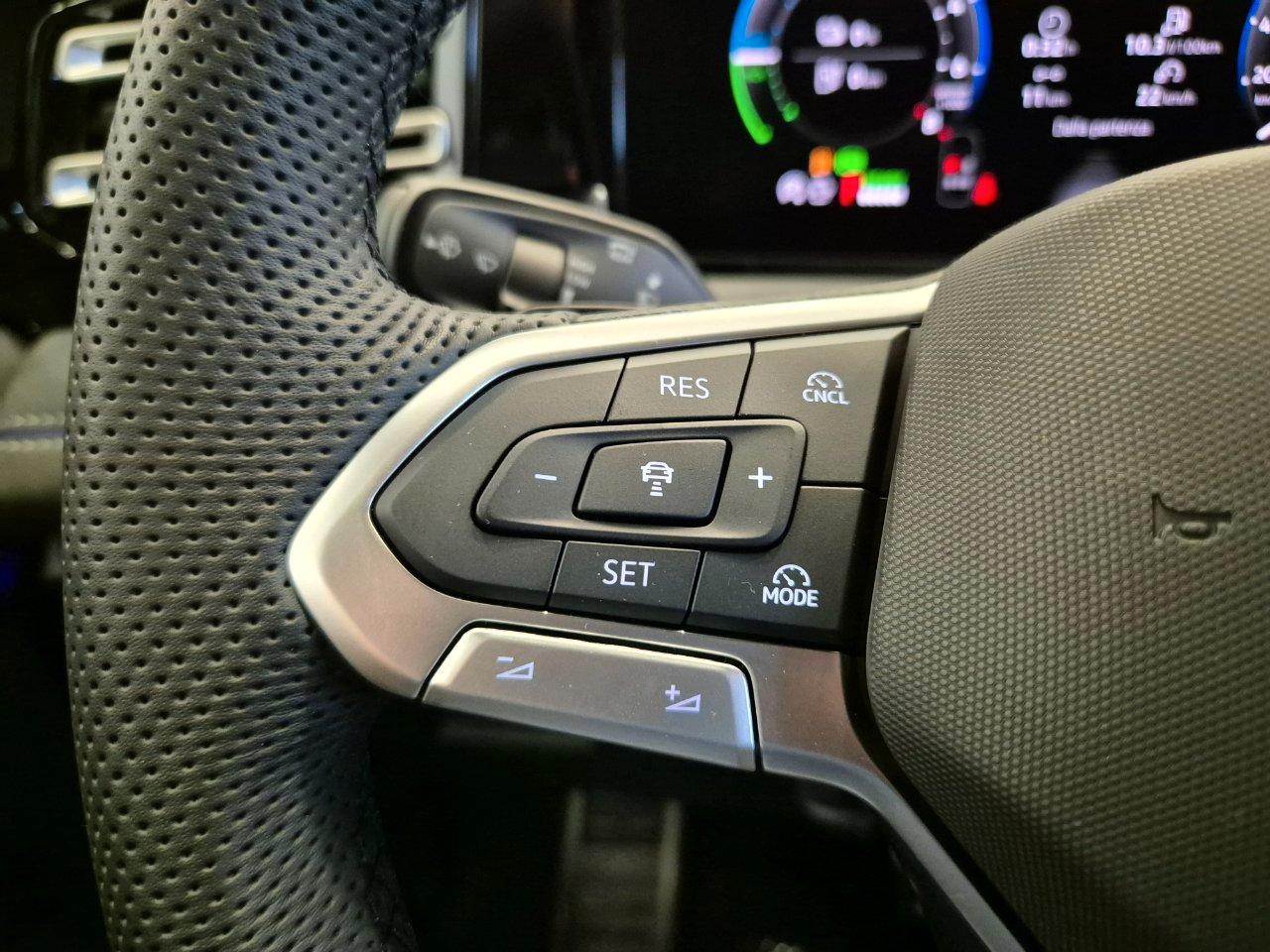 Volkswagen Tiguan 1.5 tsi ehybrid Phev R-Line 272cv dsg