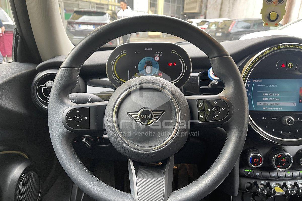 MINI Mini Cooper SE Yours