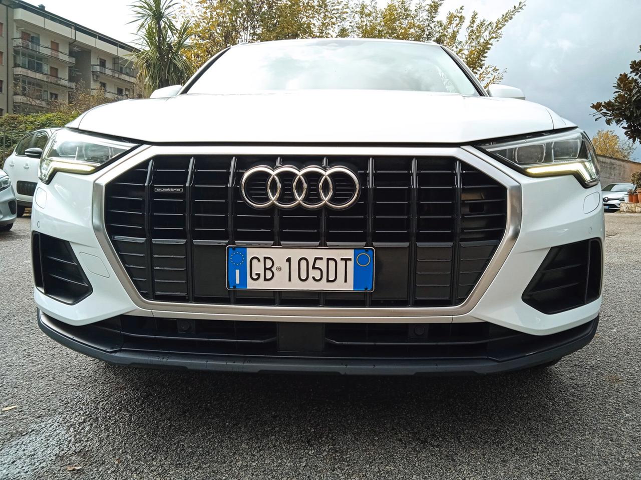 Audi Q3 40 TDI quattro S tronic Business Advanced