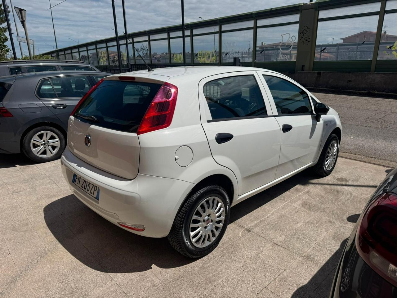 Fiat Punto 1.4 8V 5 porte Natural Power Street METANO