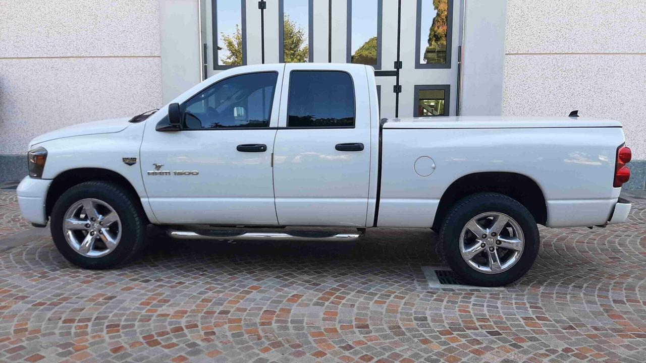 Dodge RAM 1500 Hemi 5.7 anno 2007 motore fuso