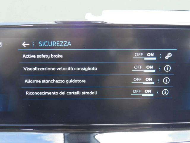 PEUGEOT 2008 PureTech 100 S&S Allure