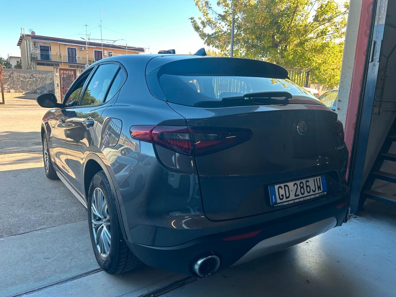 Alfa Romeo Stelvio 2.2 Turbodiesel 160 CV AT8 RWD Business
