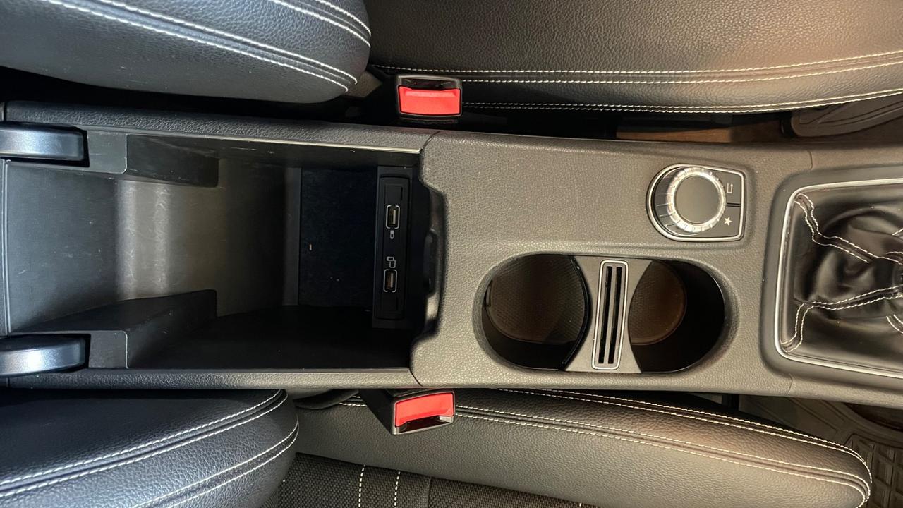 Mercedes-benz A 180 d Premium