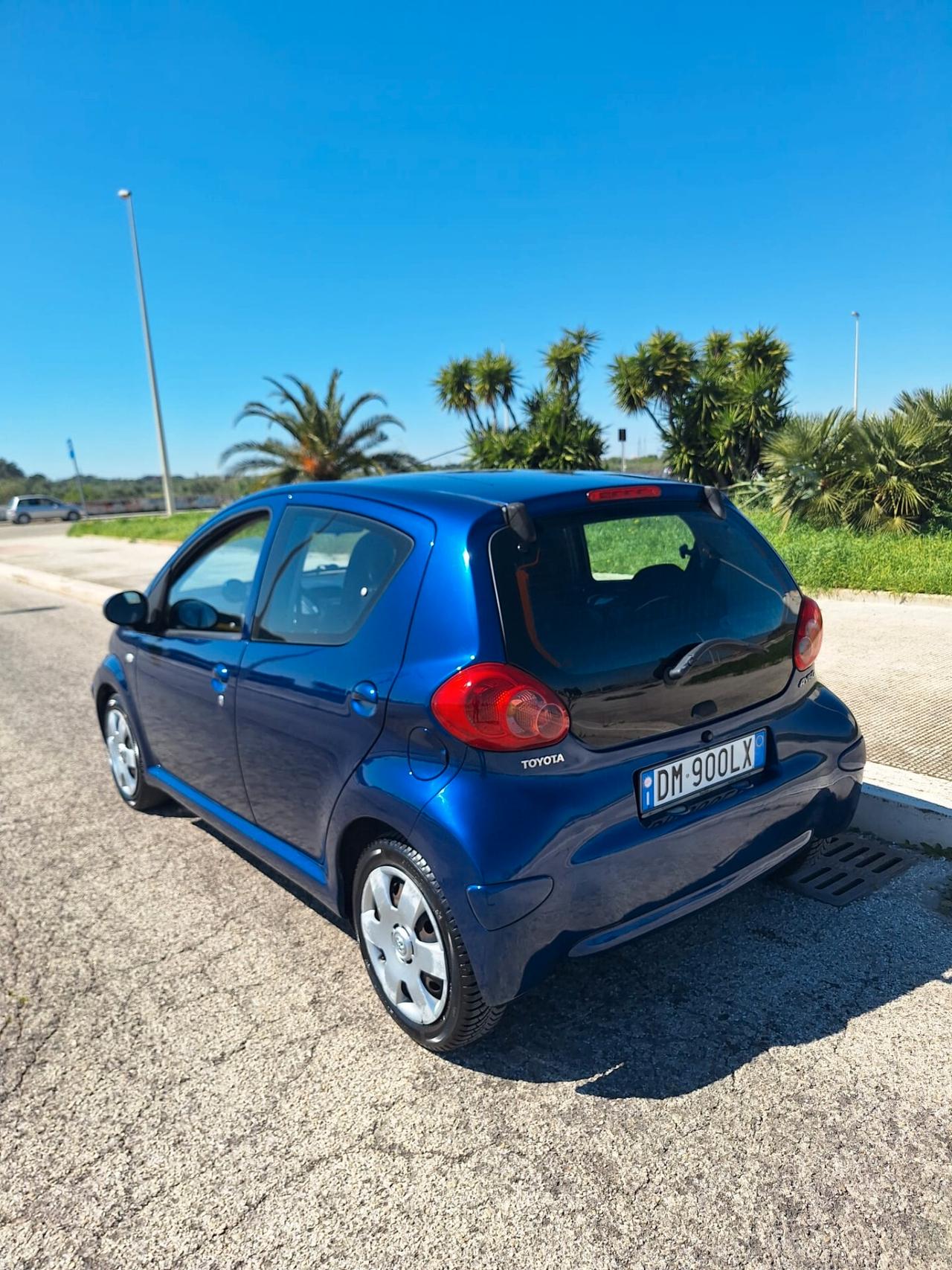 Toyota Aygo 1.0 12V VVT-i 5 porte Griffe aut. 2008