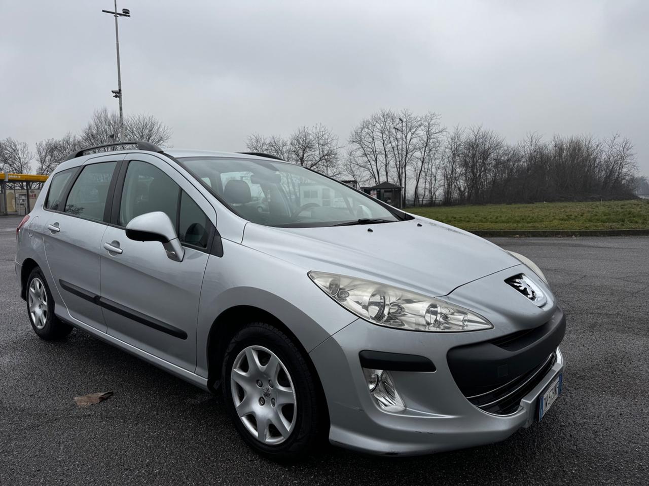 Peugeot 308 1.6 HDi 90CV FAP 5p. Premium