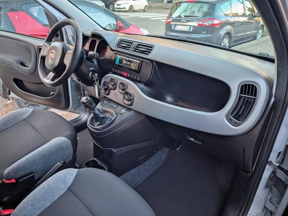 Fiat Panda 1.0 Hybrid SOLI 9000 KM E6