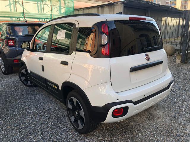 FIAT Panda 1.0 FireFly S&S Hybrid Pandina Cross