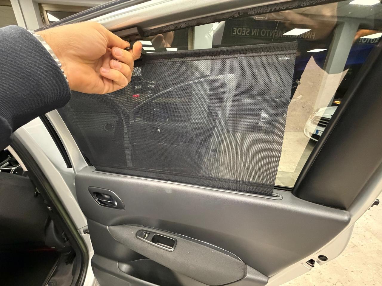 Peugeot 5008 1.6 HDi 112CV Business 7 POSTI