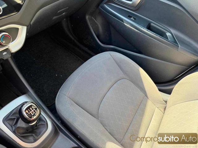KIA Rio 1.1 CRDi 5p. Cool