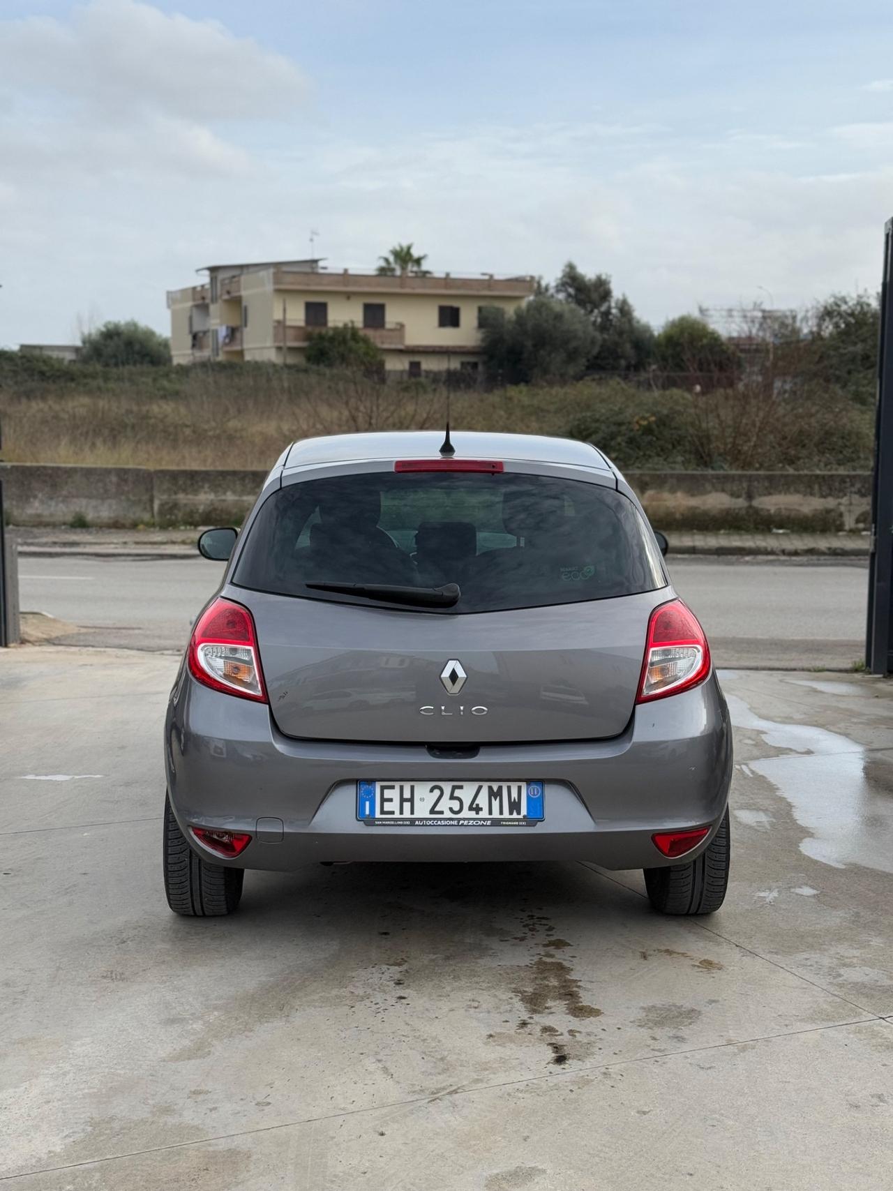 Renault Clio 1.2 16V 5 porte Dynamique