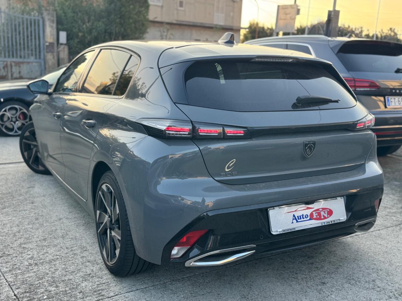Peugeot 308 BlueHDi 130 S&S EAT8 GT