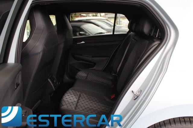 VOLKSWAGEN Golf 8.5 2.0 TDI 150CV DSG R-Line Plus TETTO LED PRONTA