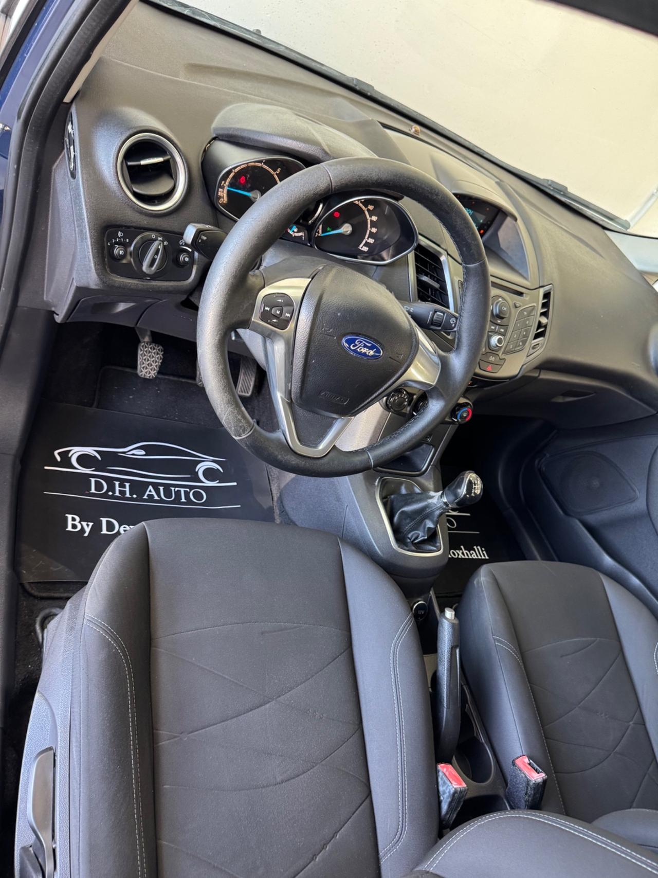 Ford Fiesta 1.2 60CV 5 porte Titanium