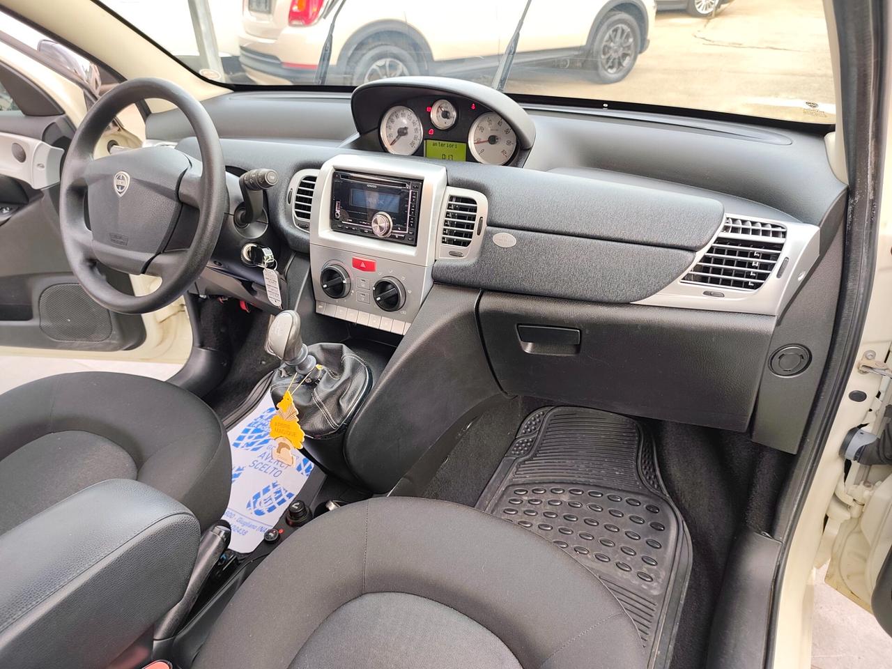 Lancia Ypsilon 1.2 BENZINA E GPL Platinum