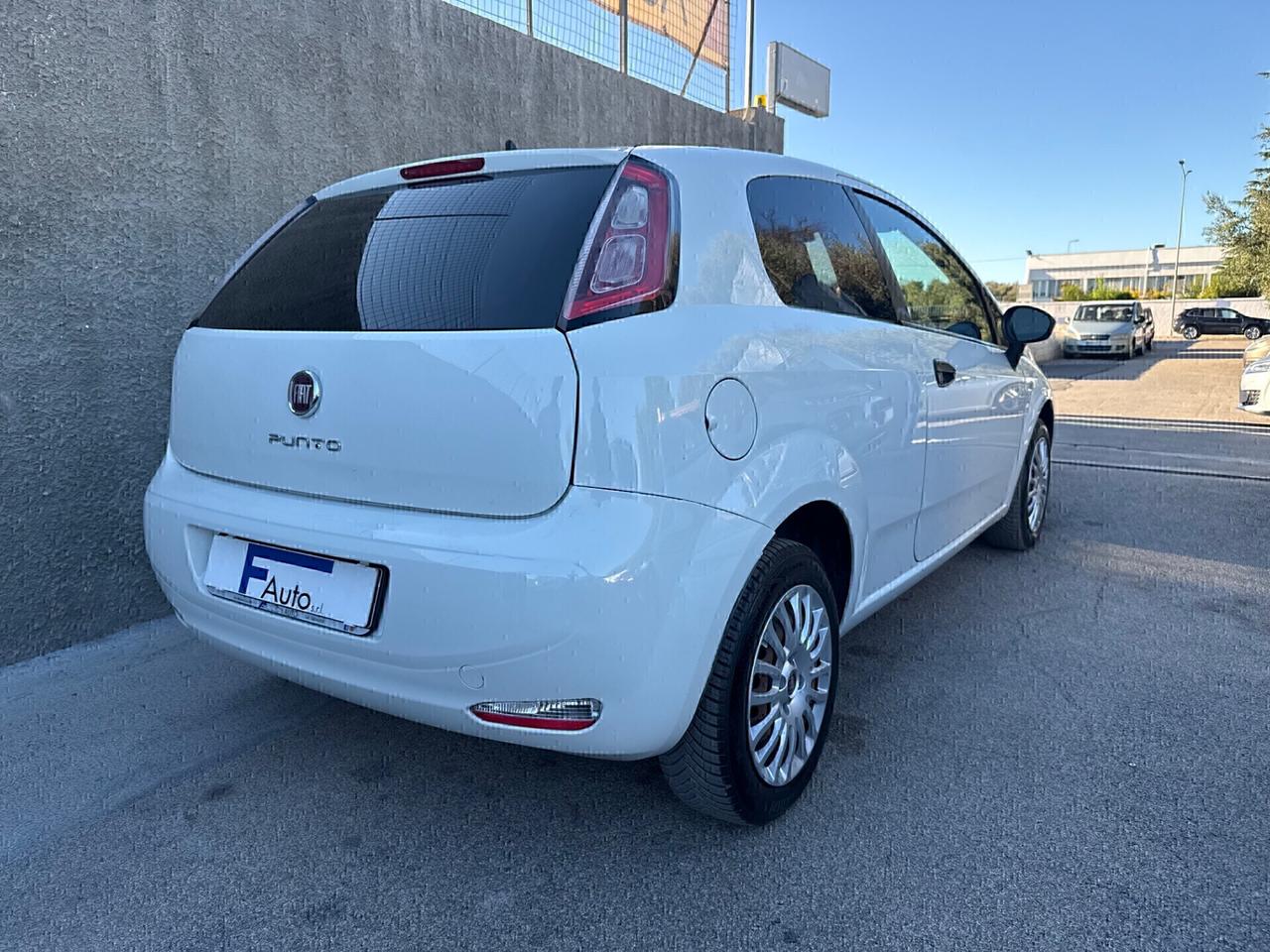 Fiat Punto 1.3 MJT***75CV***3 porte Van 2 posti,clima,comandi al volante,ecc.