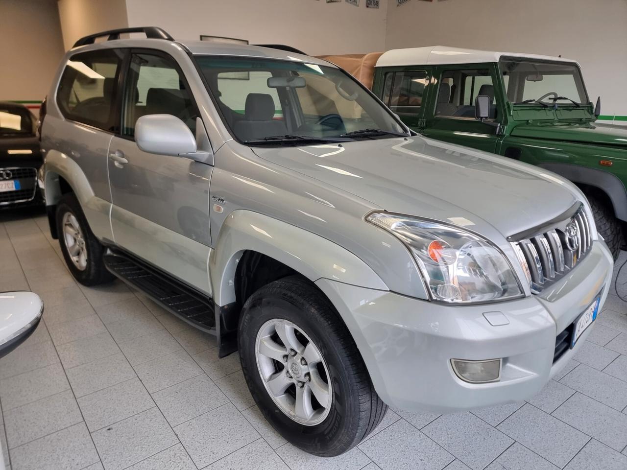 Toyota Land Cruiser 3.0 D-4D 125J MANUALE