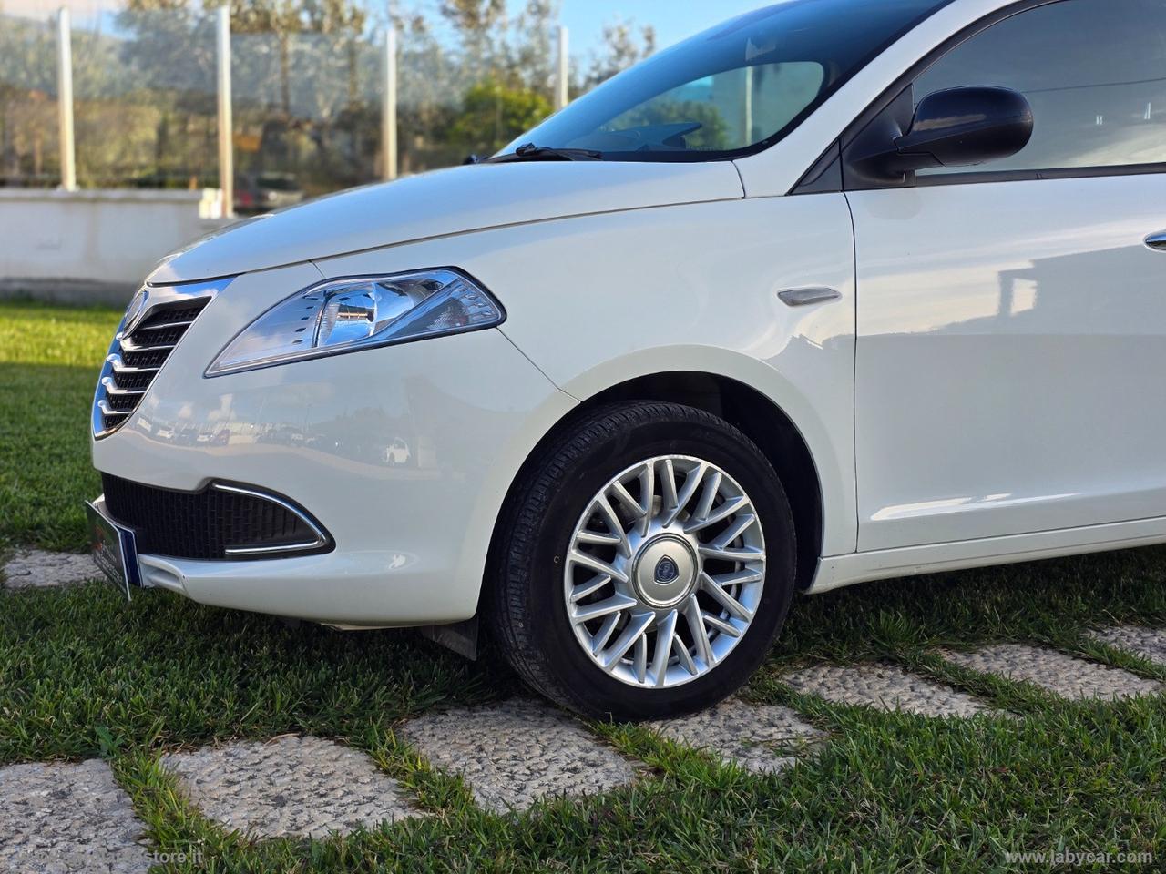 LANCIA Ypsilon 1.3 MJT 95 CV 5p. S&S Gold
