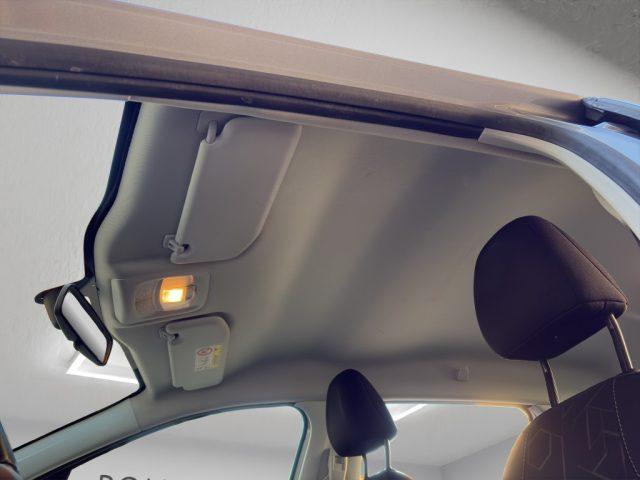 PEUGEOT 2008 1.2 t. Allure 110 cv