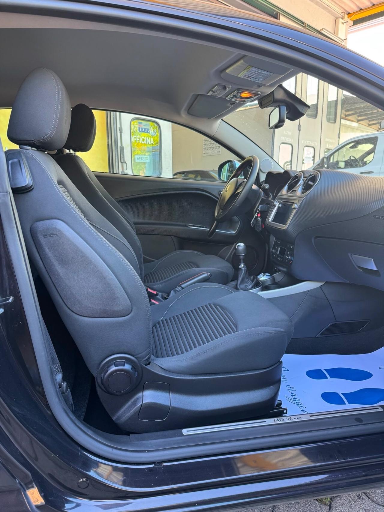 Alfa Romeo MiTo 1.4 105 CV M.air S&S Distinctive