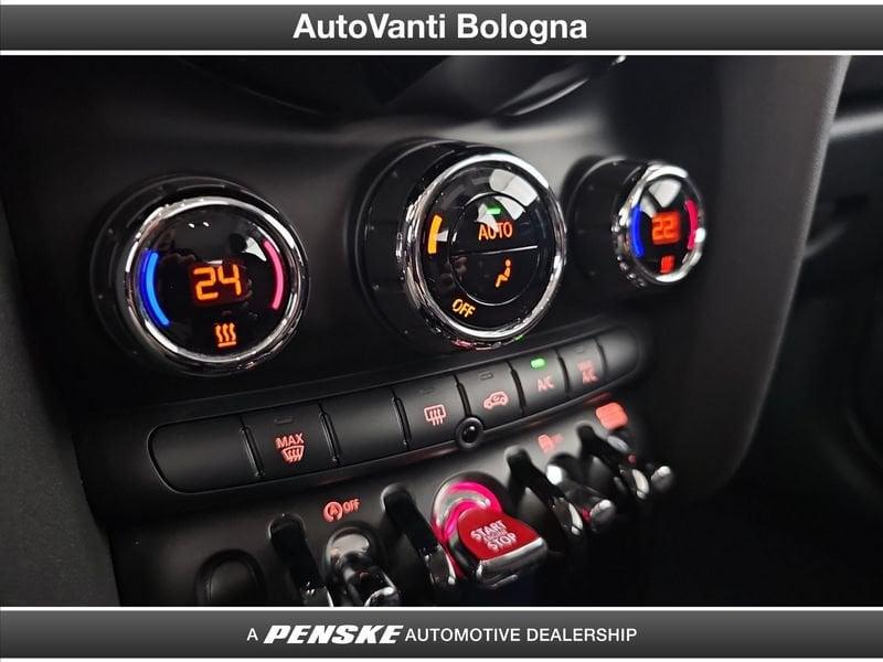 MINI Mini 5 porte Mini 5p 1.5 Cooper Essential auto