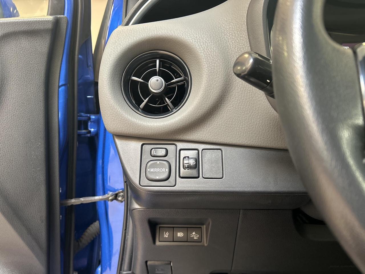 Toyota YARIS 5P 1.5 ACTIVE MY 18