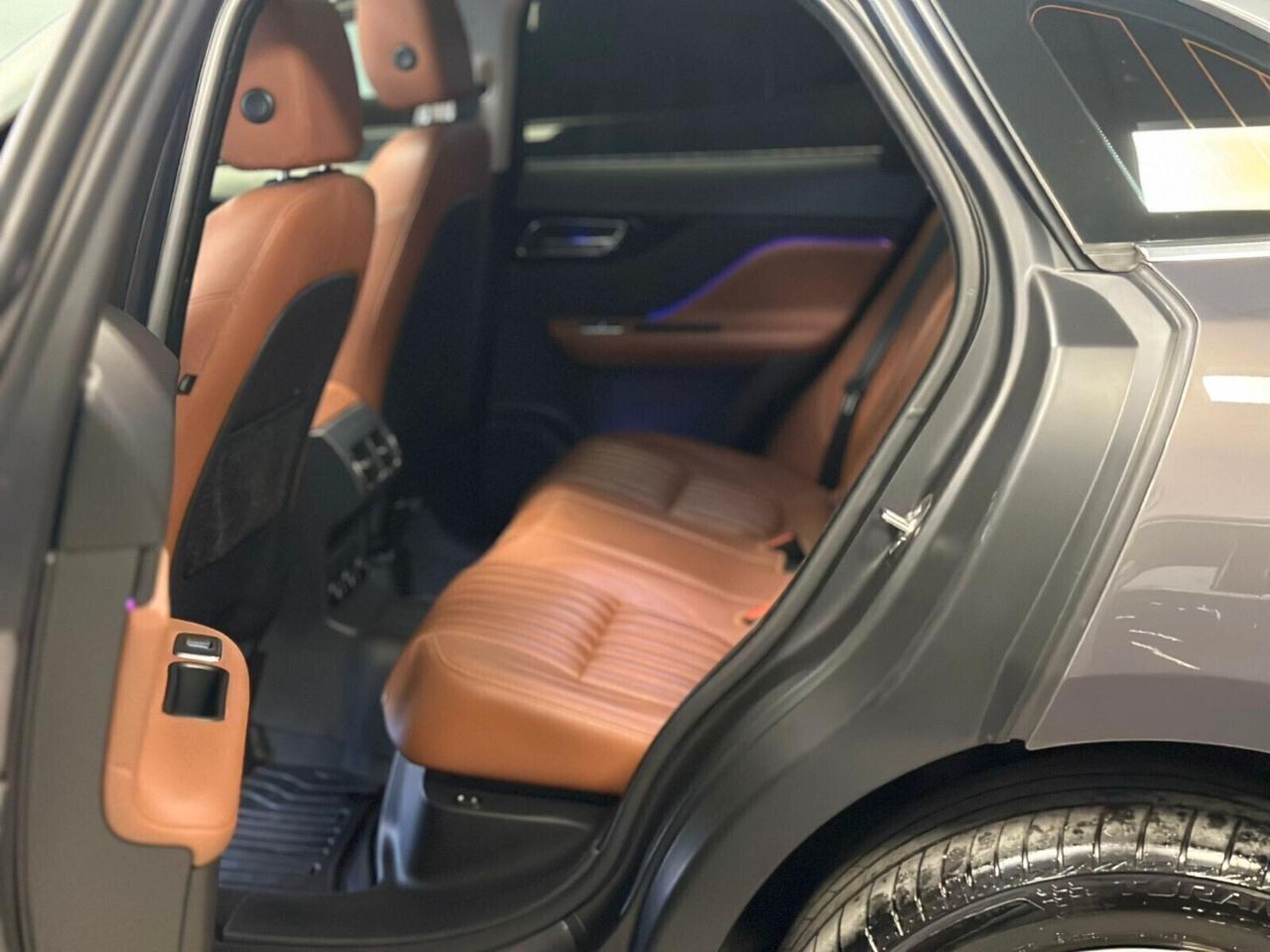Jaguar F-Pace 2.0 D 180 CV AWD aut. Portfolio