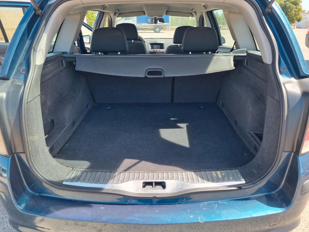 Opel Astra 1.7 CDTI 101CV 5 porte Cosmo