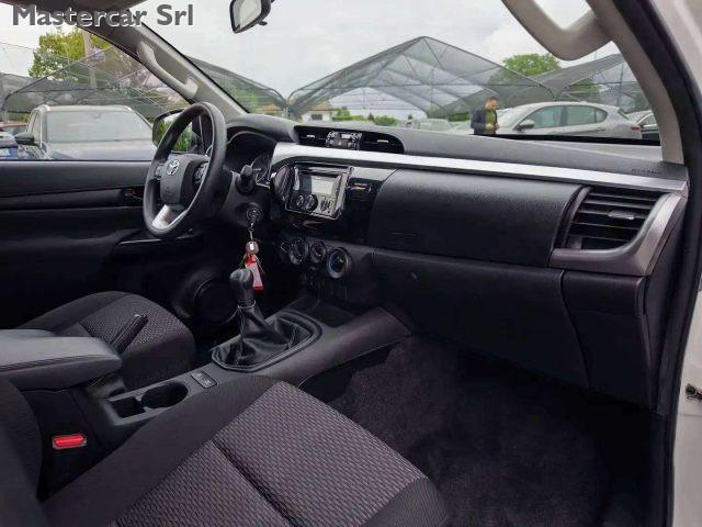 TOYOTA Hilux Hilux IV 2.4 d-4d double cab Comfort 4wd - GF290HN