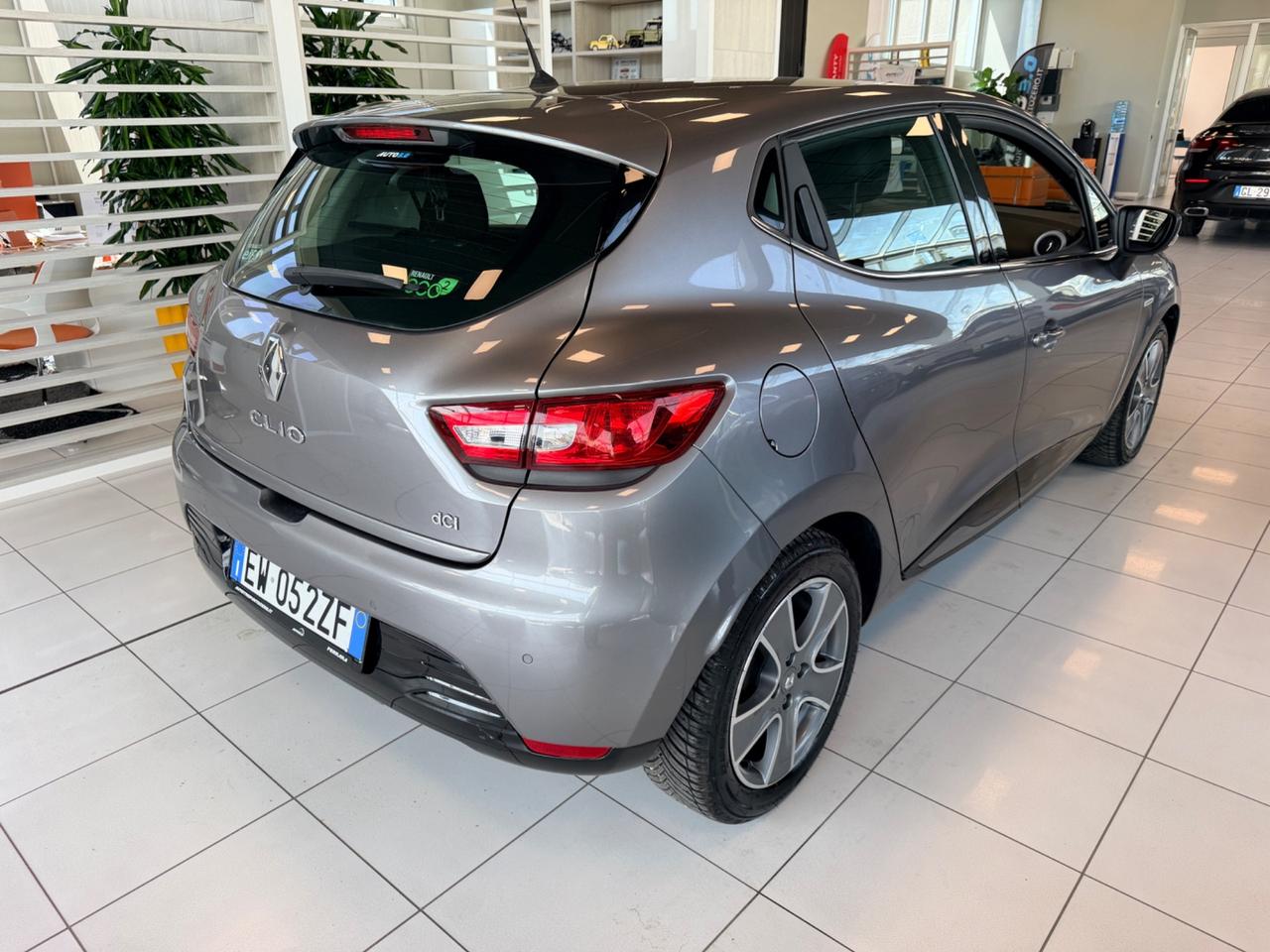 Renault Clio 1.5 dCi 8V 75CV 5 porte Costume National