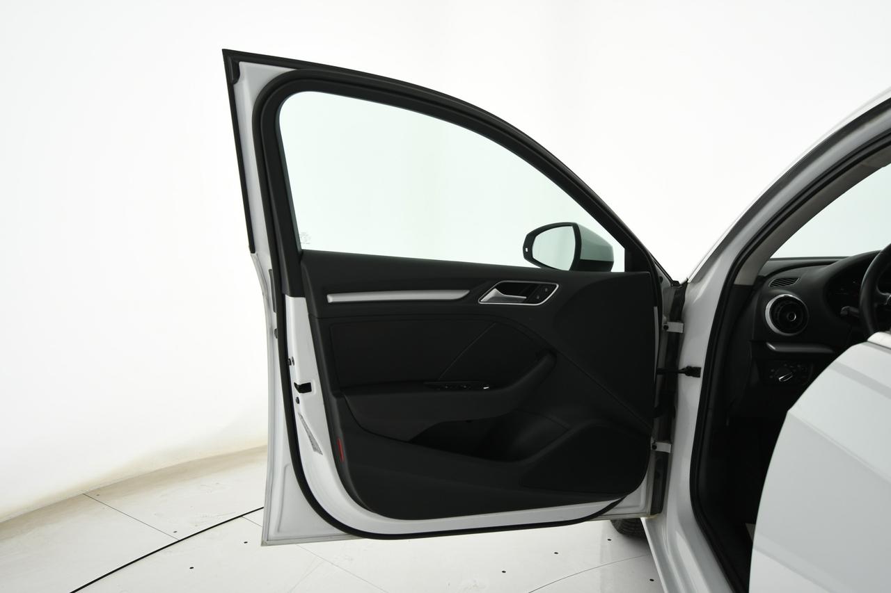 AUDI A3 Sportback 1.6 tdi Business 110cv E6 X COMMERCIANTI+BLUETOOTH