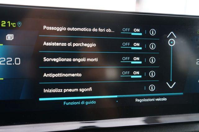 PEUGEOT 3008 Hybrid4 300 e-EAT8 GT