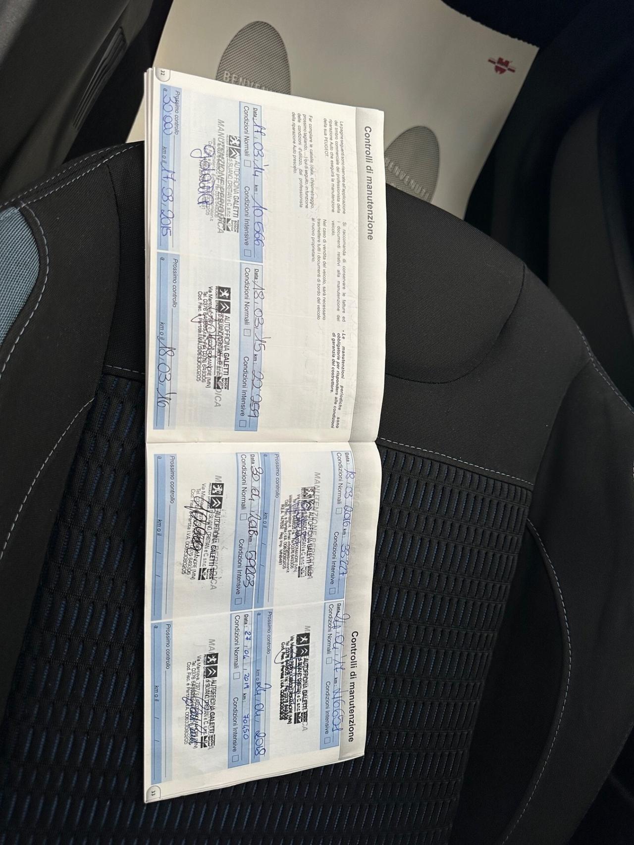 Peugeot 208 1.2 VTi 82 CV 5 porte Allure