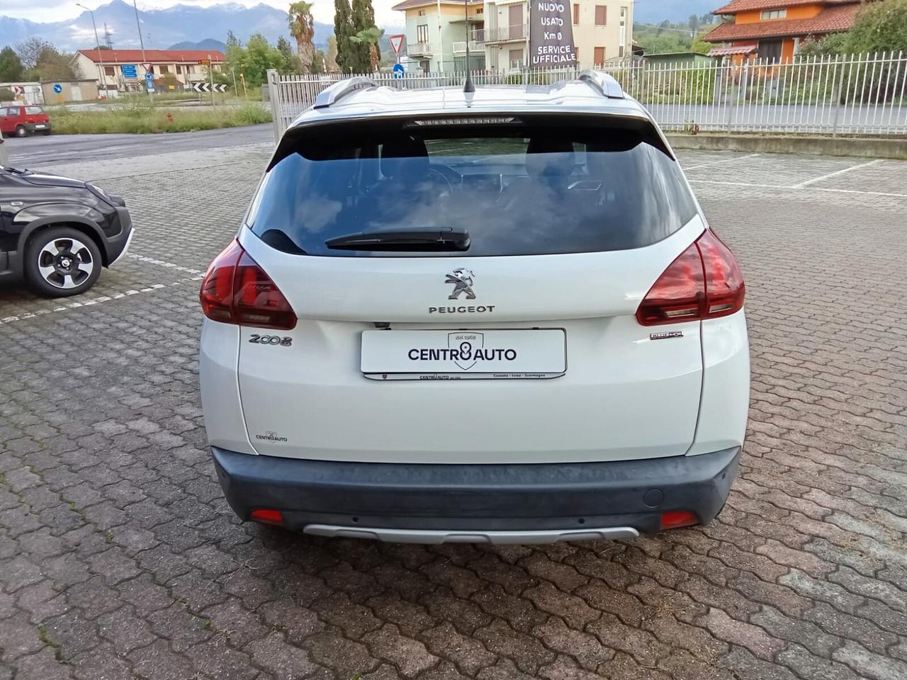 Peugeot 2008 BlueHDi 100 Allure