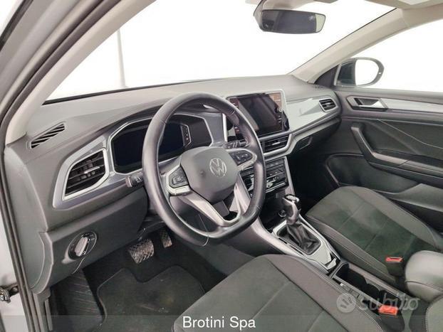 Volkswagen T-Roc 2.0 TDI SCR DSG Style BlueMo...
